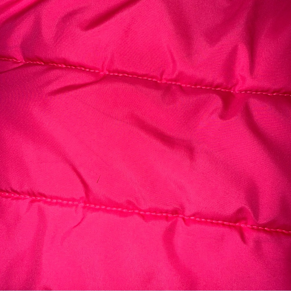 Puma Girl's Pink Puffer Vest With Silver Puma Logo Girls Size Small 7/8 Pre Own - Picture 4 of 7